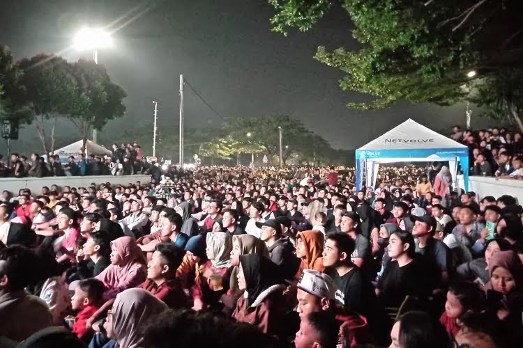 Kolaborasi Karang Taruna dan KNPI Kabupaten Bogor, 10 Ribu Porsi Sate Gratis Hadir di Nobar Stadion Pakansari