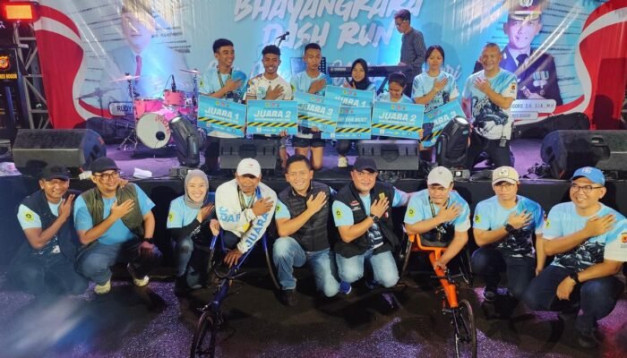 Bupati Rudy Susmanto dan Kapolres Umrohkan 2 Atlet Binaan NPCI Kabupaten Bogor