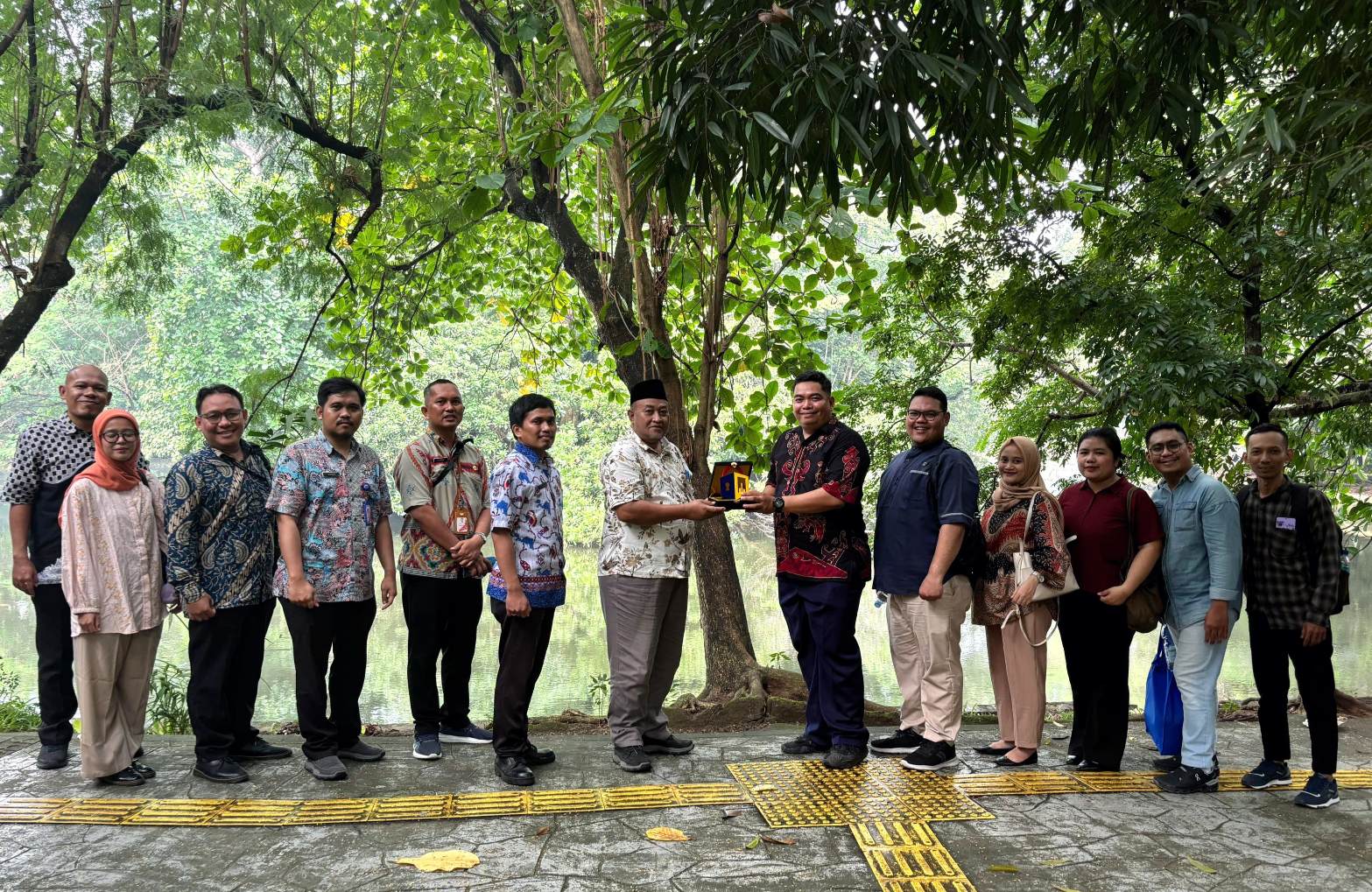 Peringati Hari Lingkungan Hidup, KI DKI Jakarta Dorong Partisipasi Publik dalam Pengelolaan Hutan Kota di Jakarta