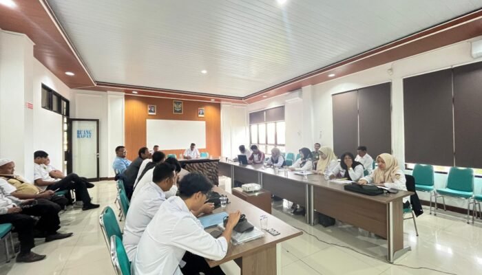 Sekcam Megamendung Rancang Pelayanan Administrasi Kependudukan Via WhatsApp Center
