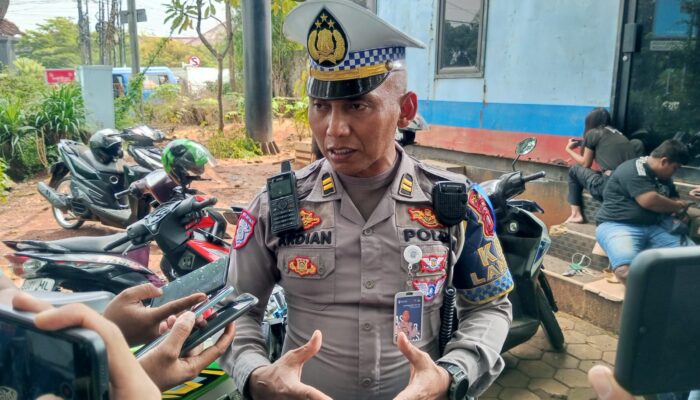 8 Motor Diangkut Polres Bogor dalam Operasi Patuh Lodaya di Simpang PDAM Cibinong