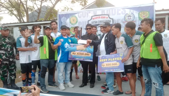 Udin Saputra Sukses Gelar Kades Cup V Desa Ciangsana, Dusun 5 Raih Gelar Juara