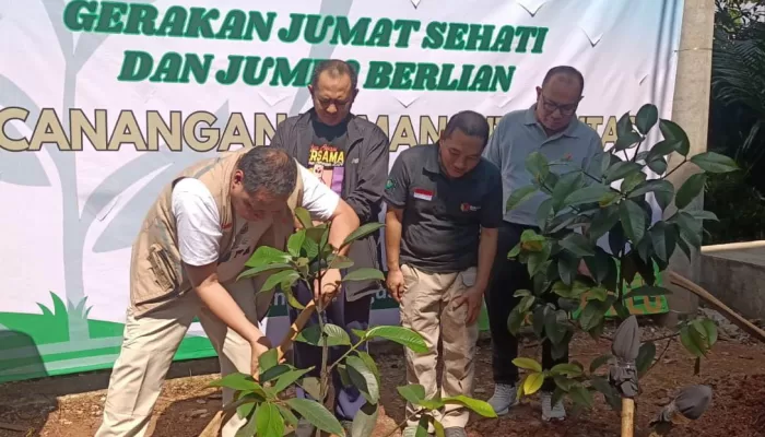 Bawaslu Kabupaten Bogor Tanam Pohon Integritas, Jadi Simbol Pemilu yang Jujur