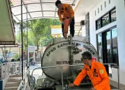 Krisis Air Bersih Landa SMPN 2 Citeureup, BPBD Distribusikan 10 Ribu Liter Air Bersih
