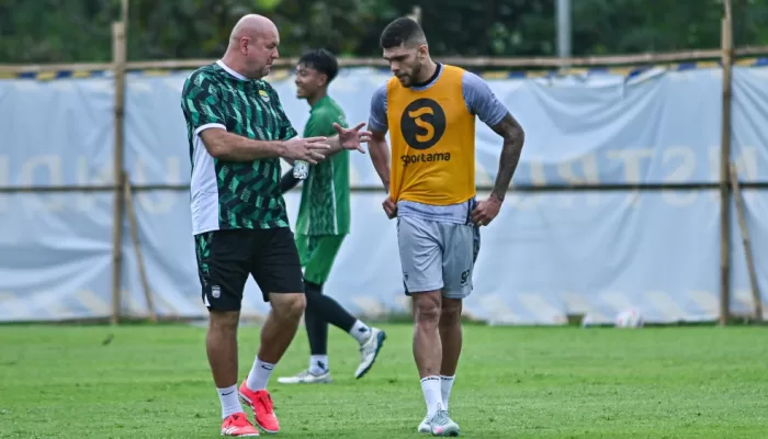 Bojan Hodak Punya Gambaran Skuad Saat Lawan Semen Padang