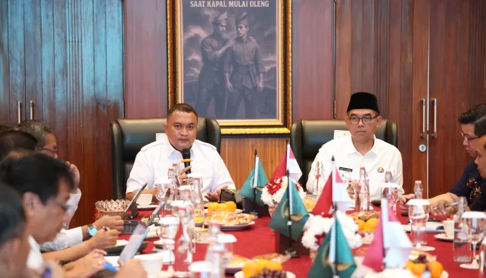 Bupati Rudy Susmanto Ciptakan Iklim Usaha Sehat melalui Penataan Toko Modern