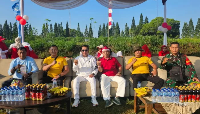 Meriahkan HUT ke-40 Desa Muarajaya, Ketua DPC Apdesi Kabupaten Bogor Berikan Hadiah Puluhan Juta