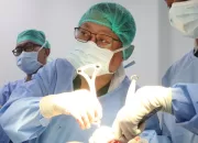 Terobosan Siloam Hospitals Mampang, Hadirkan Operasi Lutut Robotik