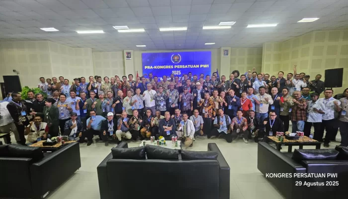 Penuh Khidmat, Ada Doa untuk Almarhum Wina Armada hingga Penandatanganan Pakta Integritas di Pra-Kongres PWI 2025