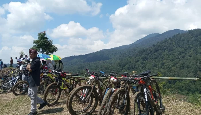 Tour de Malasari Sukses Digelar, Bupati Rudy Susmanto Harapkan Sektor Ekonomi dan Pariwisata Terdongkrak