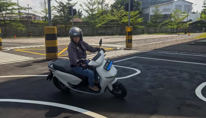 Menikung dengan Aman, Perjalanan Jadi Lebih Nyaman