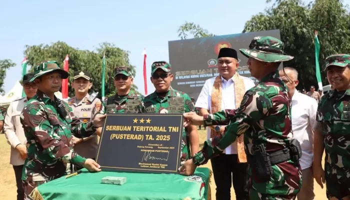 Serbuan Teritorial TNI 2025 Resmi Ditutup di Bojong Koneng, Ini Kata Bupati Rudy Susmanto