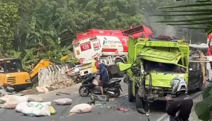 Kecelakaan di Cigudeg Libatkan 6 Kendaraan, Kerugian Materi Tembus Rp 85 Juta