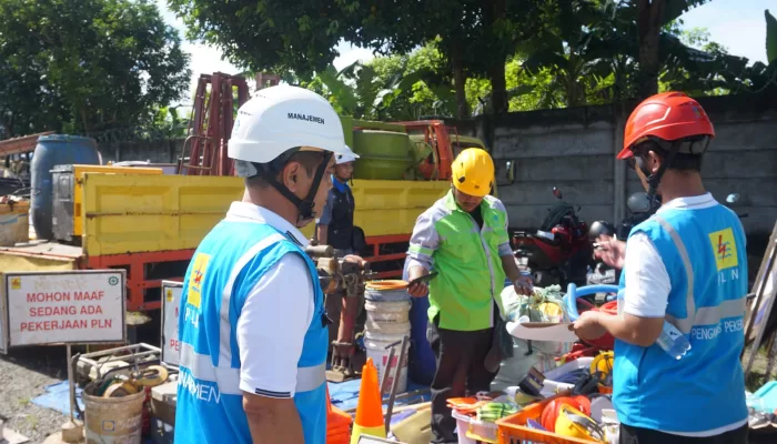 Pastikan Keandalan Listrik, PLN UP3 Gunung Putri Gelar Apel Pasukan dan Peralatan di Sentul