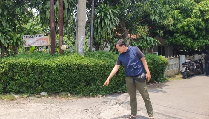 Ketua RT Ungkap Kronologi Awal Penemuan Mayat Remaja 16 Tahun di Gang Nangka Cibinong