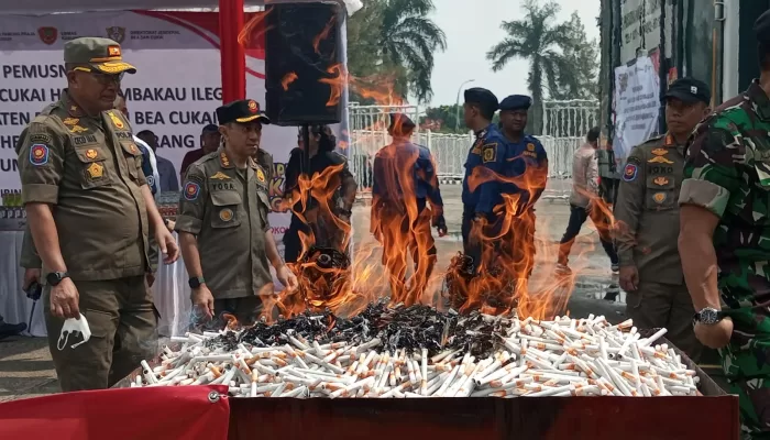 Kabupaten Bogor Jadi Sasaran Pemasaran, Jutaan Batang Rokok Ilegal Dimusnahkan