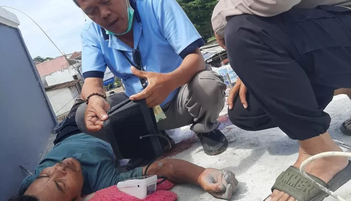 Kuli Bangunan di Rumpin Tersengat Listrik, Bagian Kepala Alami Luka Sobek