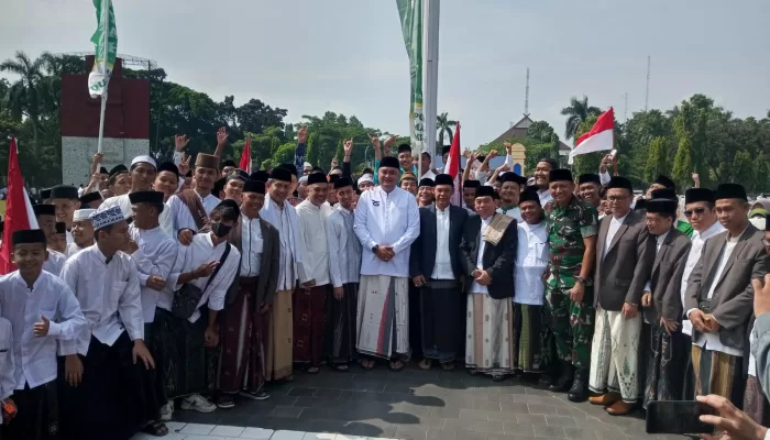 Hari Santri 2025, Bupati Rudy Susmanto Dorong Pesantren Berinovasi Tanpa Tinggalkan Nilai Agama