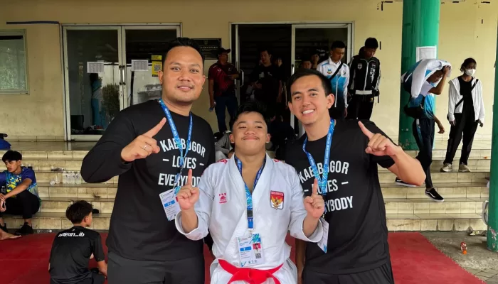 Topan Bangga Naufal Bisa Raih Medali di PON Beladiri 2025