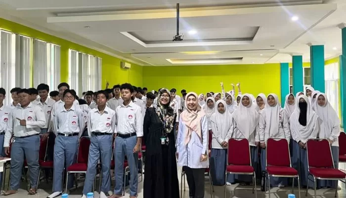IPB University Gelar Sekolah Remaja Berkualitas Perdana di SMA IT Bina Bangsa Sejahtera Kota Bogor