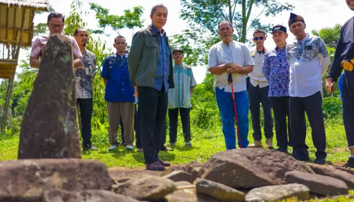 Dedie Rachim Hadiri Diseminasi Hasil Penelitian Potensi Warisan Lembur Sawah di Saung Eling Mulyaharja