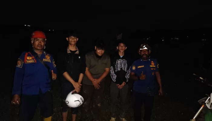 Hendak Berwisata, 3 Remaja Tersesat Saat Ikuti Google Maps di Bukit Sukamakmur
