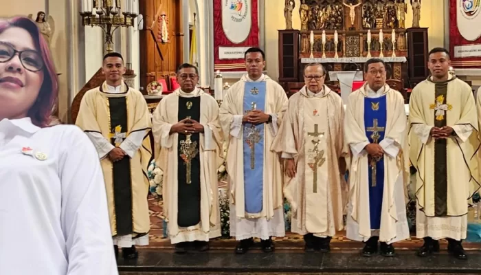 Ikuti Misa Kudus Hari Pahlawan, Meinar Dwi Yantie: Bukan Sekadar Peringatan, Tetapi Perjalanan Batin yang Menenangkan Jiwa