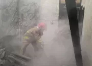 Gegara Sambaran Petir, Rumah 2 Lantai di Cibinong Kebakaran