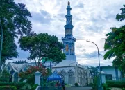 Permudah Akses Beribadah, Bupati Rudy Susmanto Tambah Eskalator di Masjid Baitul Faizin Cibinong