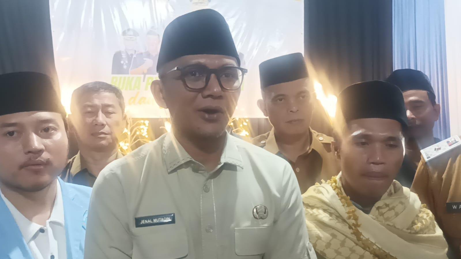 Jenal Mutaqin Hadiri Buka Puasa dan Santunan Anak Yatim yang Digelar Mahasiswa Pancasila