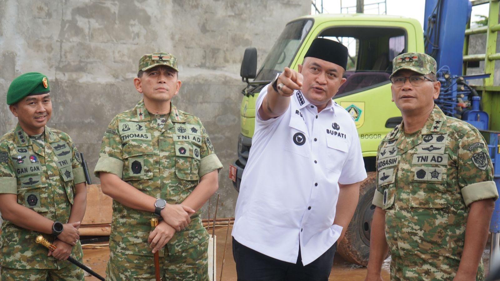 Bupati Rudy Susmanto Dampingi Pangdam III/Siliwangi Tinjau KDKMP Pakansari, Target Resmi 31 Januari
