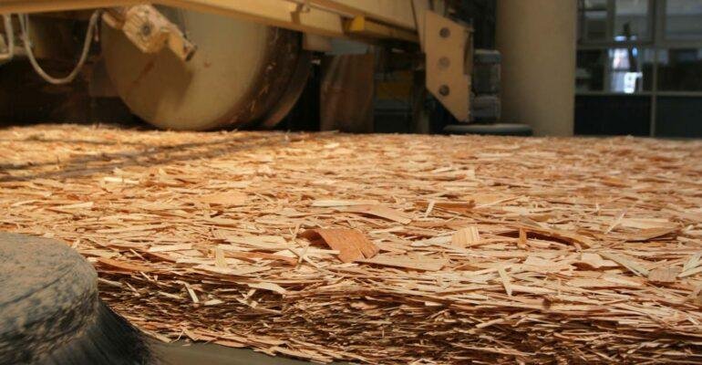 Hebat! Komposit Kayu Ramah Lingkungan Karya Inovator IPB University Ini Tembus 117 Inovasi Indonesia 2025