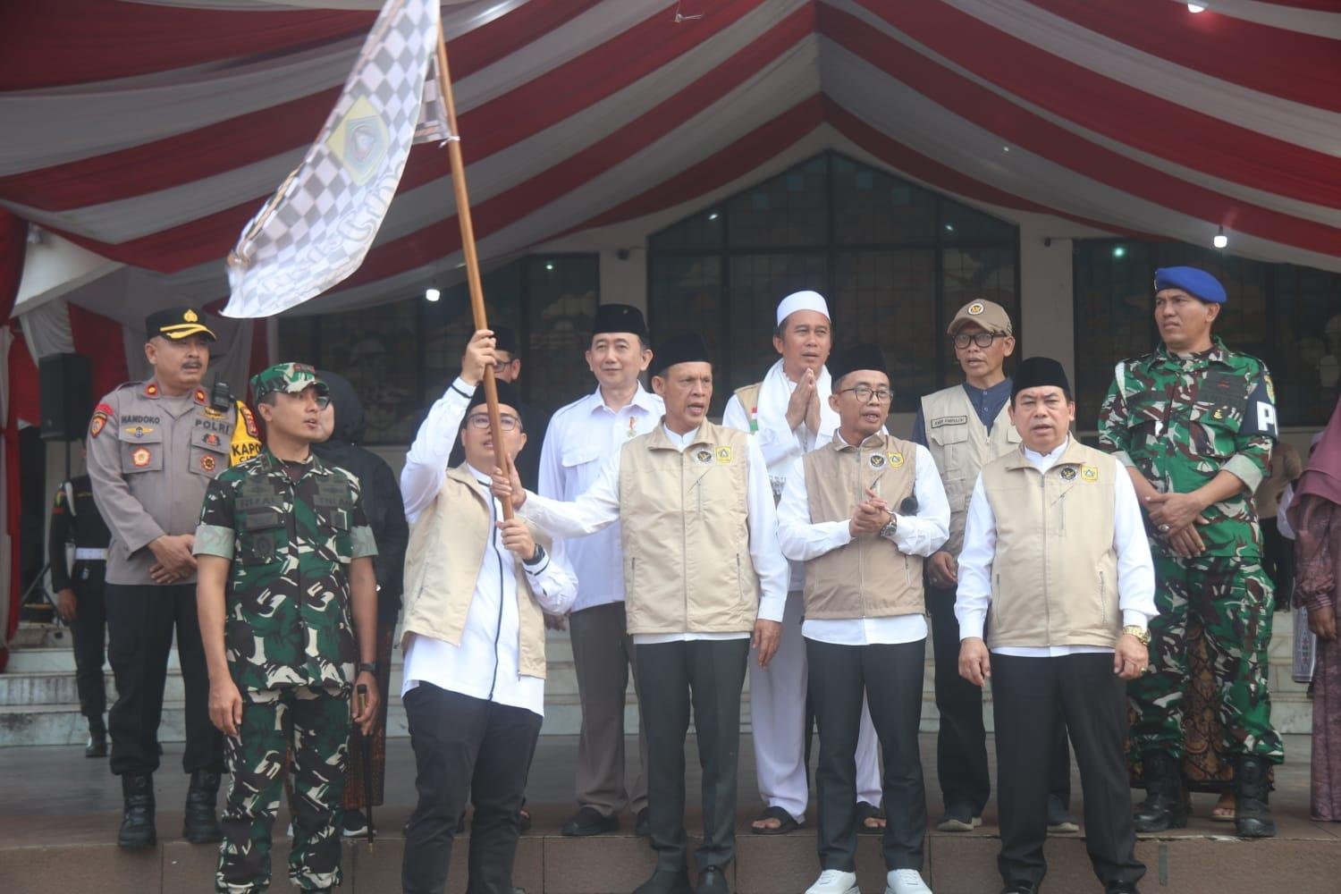 Wabup Jaro Ade Lepas Pemberangkatan Perdana Jamaah Haji Asal Kabupaten Bogor