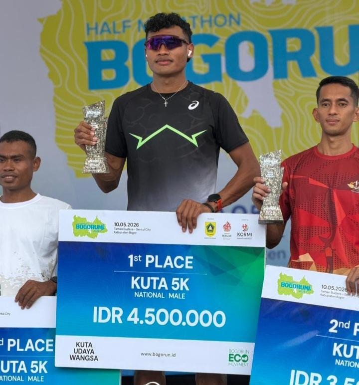 Atlet Triathlon Kabupaten Bogor Juara Pertama di Event Bogorun 2026