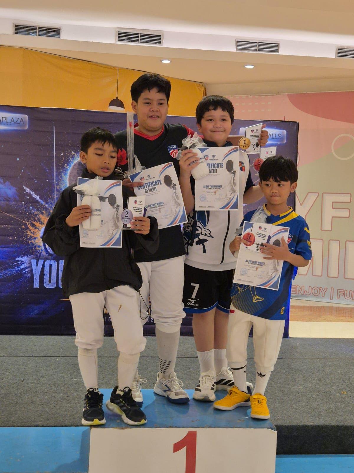 Atlet Anggar Kota Bogor Raih 5 Emas di Young Muskeeters Challenge Bandung