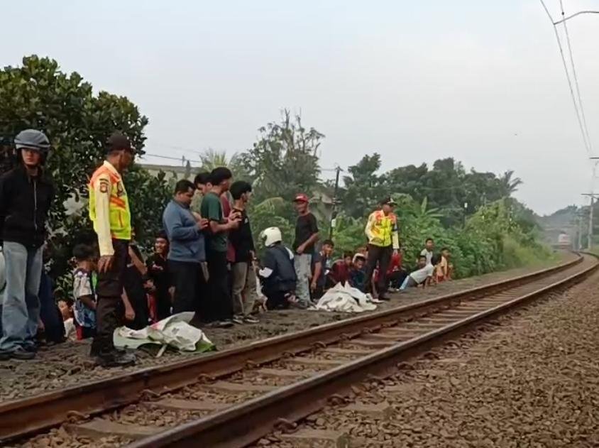 Hendak Nyeberang, Lansia 67 Tahun Tewas Tertabrak Kereta di Bojonggede