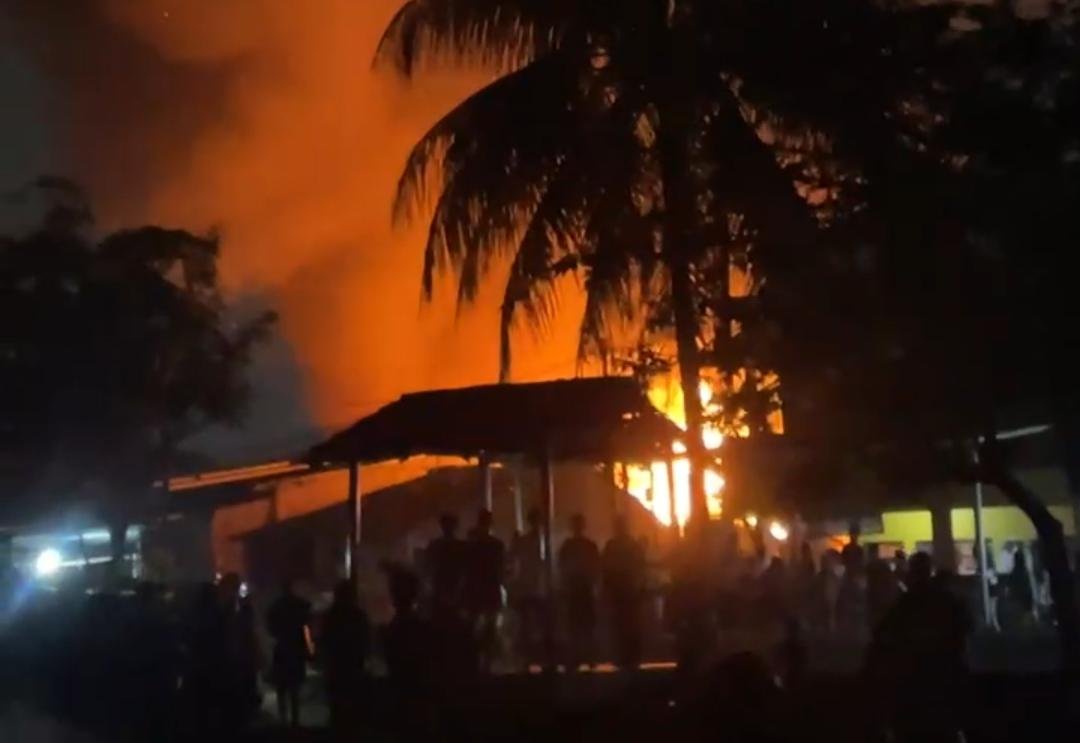 3 Rumah dan 1 Motor Terbakar di Bojonggede Gegara Anak Main Lilin Saat Mati Listrik