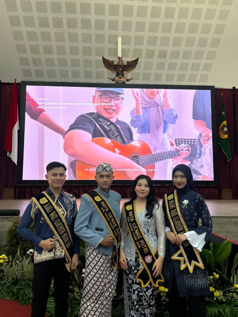 Siswa SMAN 1 Parung Ukir Prestasi di Renang dan Duta Genre, Harumkan Nama Kabupaten Bogor