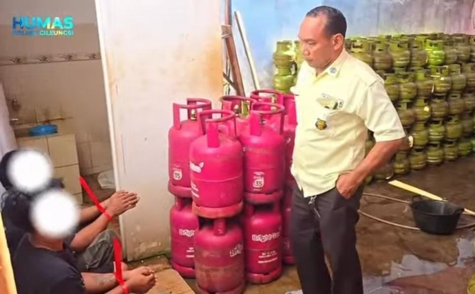 Gudang Pengoplosan Gas LPG di Cileungsi Dibongkar Polisi, 1.304 Tabung dan 2 Orang Diamankan