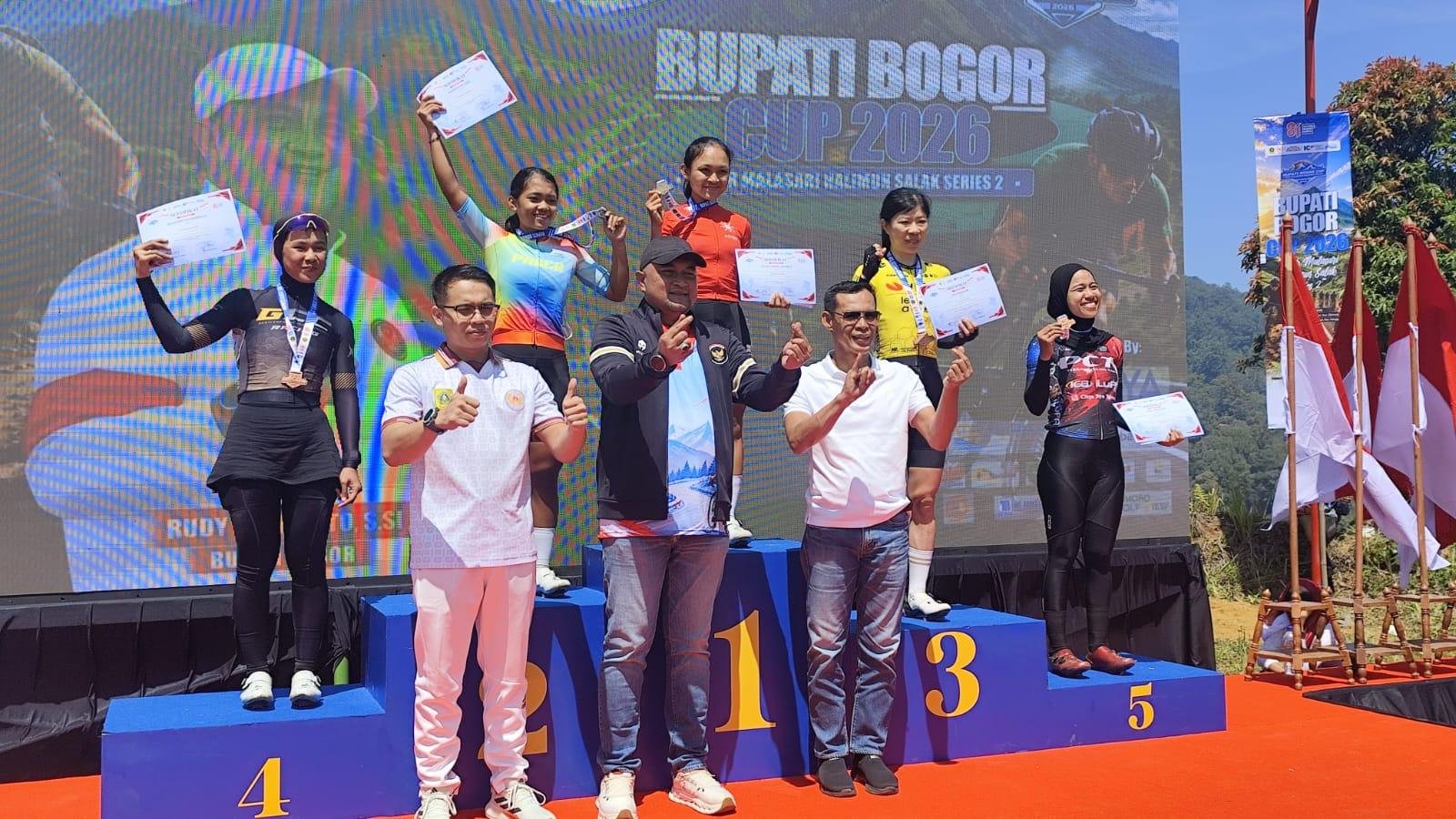 Ilham Dzikri dan Ida Ayu Manik Raih Podium Pertama Tour Malasari Halimun Salak 2026