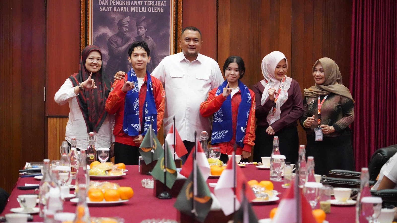 Bupati Rudy Susmanto Lepas Kontingen Kebudayaan Kabupaten Bogor ke Hungaria dan Serbia